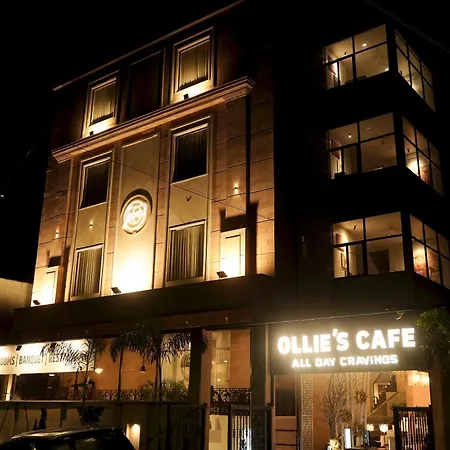 Labels Hotel-3